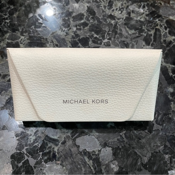 Michael Kors case Eyeglass white - Picture 1 of 8